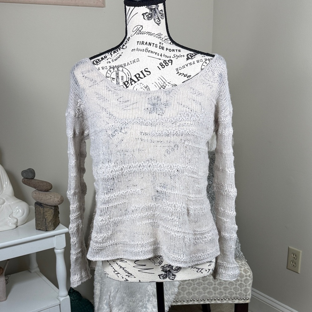 Elegant Cream Knit Sweater